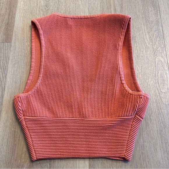 Aritzia Babaton Sculpt Knit Deep V Tank - grapefruit, coral - Picture 7 of 9